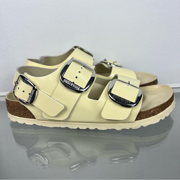 Birkenstock Women’s Milano High Shine Big Buckle Sandals - Picture 6 of 11